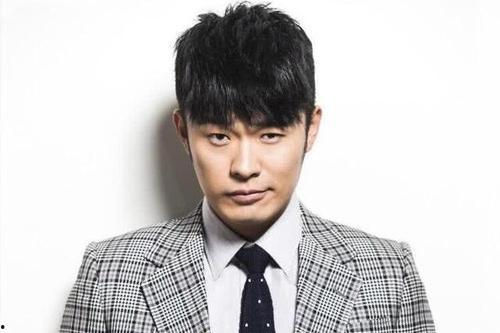 娱乐圈吃瓜爆料陈赫视频,娱乐圈吃瓜爆料背后的真相揭秘